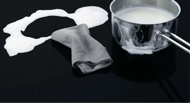 IKB64411FB - Hob2Hood - Inductie kookplaat van AEG in Zwart – productfoto