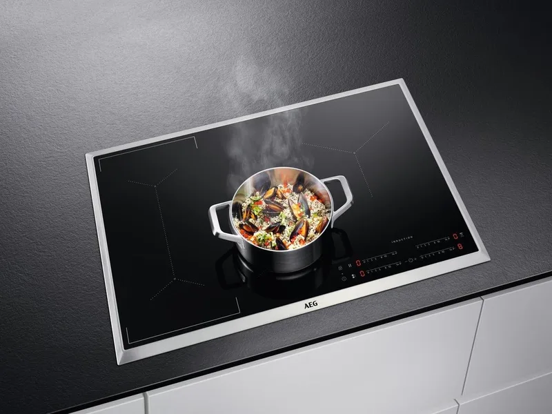 IKE84441XB 6000 serie Bridge - Inductie kookplaat - Inbouw - 80 cm by AEG in Black – product photo