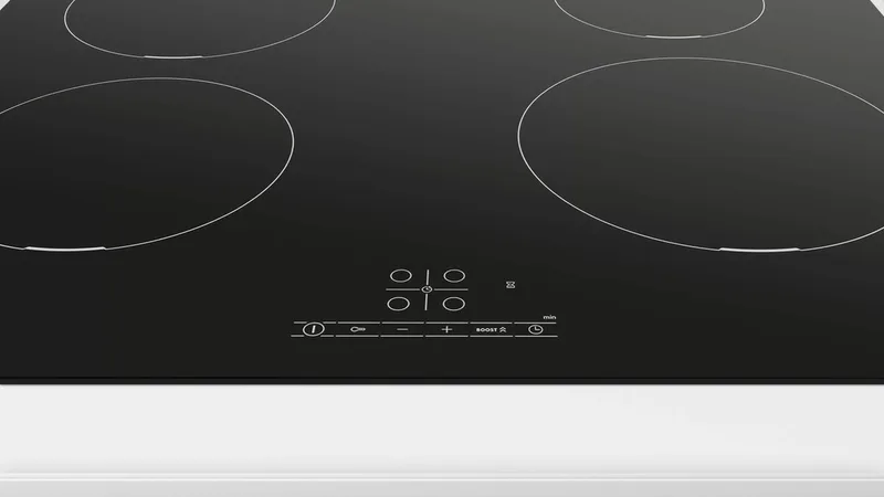 PUE611BB5D - Serie 4 - Inbouw Inductiekookplaat - 60 cm - Power Boost: tot wel 35% meer vermogen - Touch Select: selecteer makkelijk je gewenste kookzone en vermogensstand by Bosch in Black – product photo
