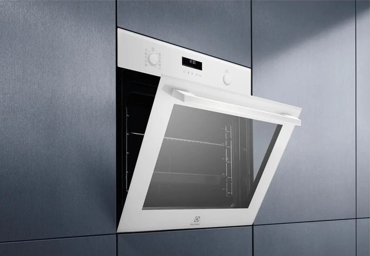 EOD6C77WV - Inbouwoven - 72 liter - Energielabel A - hetelucht de Electrolux en Blanc – photo produit